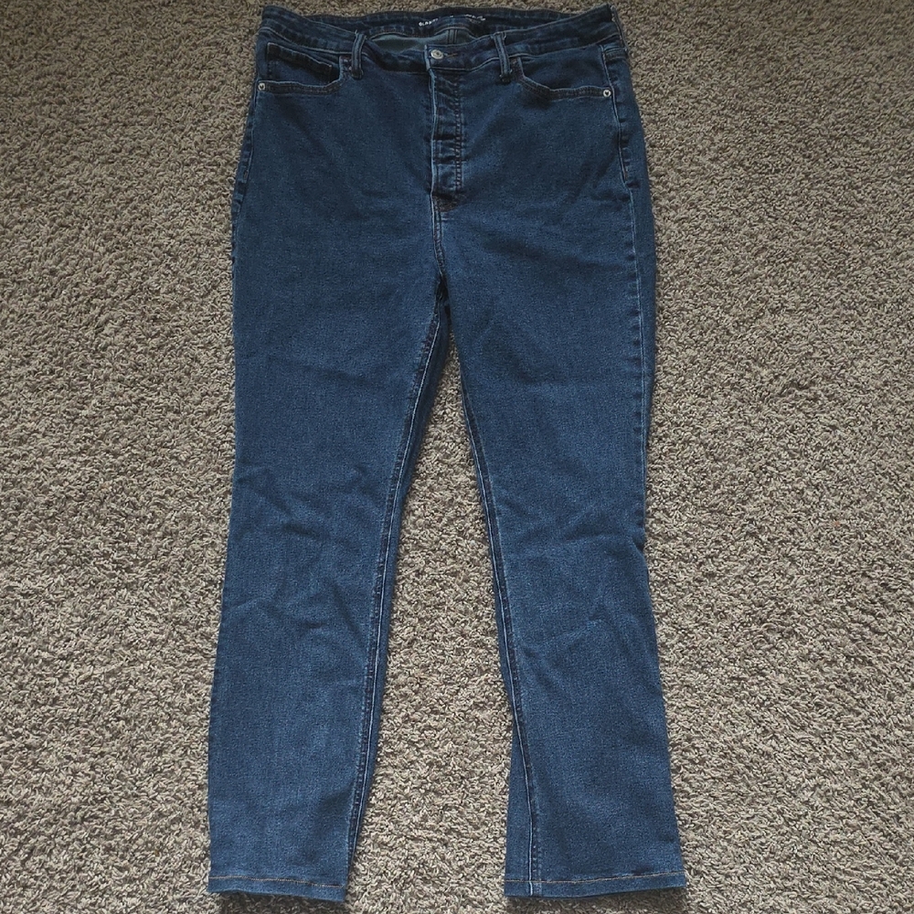 Old Navy Women's Skinny Jeans in Dark Blue Wash